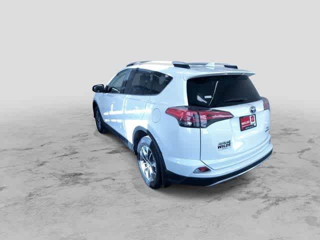 Thumbnail: 2016 Toyota RAV4 - 7