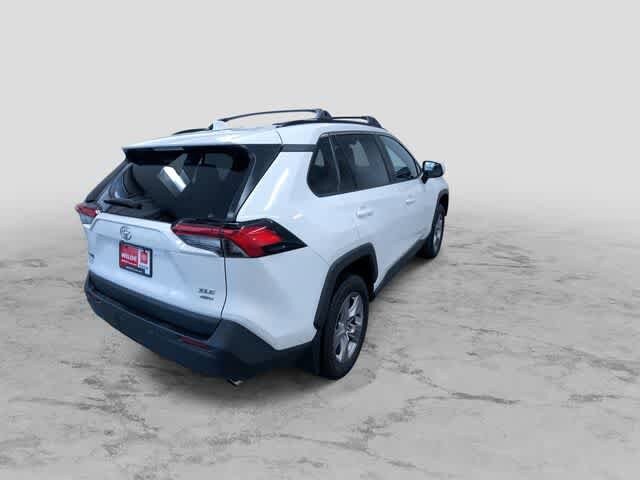 Thumbnail: 2023 Toyota RAV4 - 9