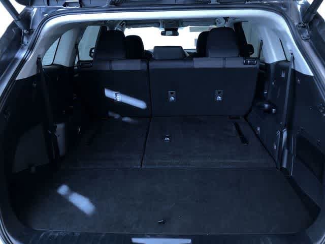 Thumbnail: 2024 Toyota Highlander - 33