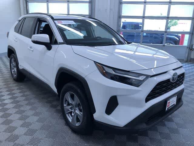 Thumbnail: 2025 Toyota RAV4 - 36