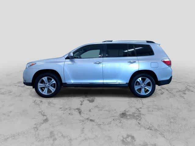 Thumbnail: 2013 Toyota Highlander - 7