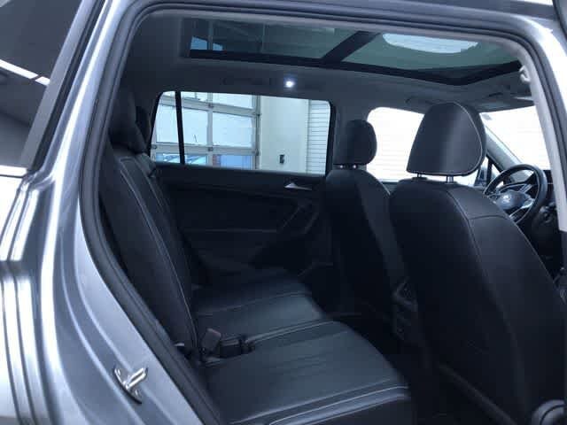 Thumbnail: 2022 Volkswagen Tiguan - 22