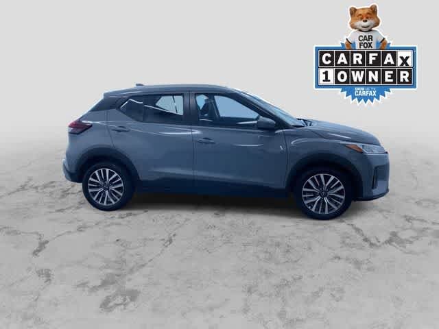 2024 Nissan Kicks SV photo 2