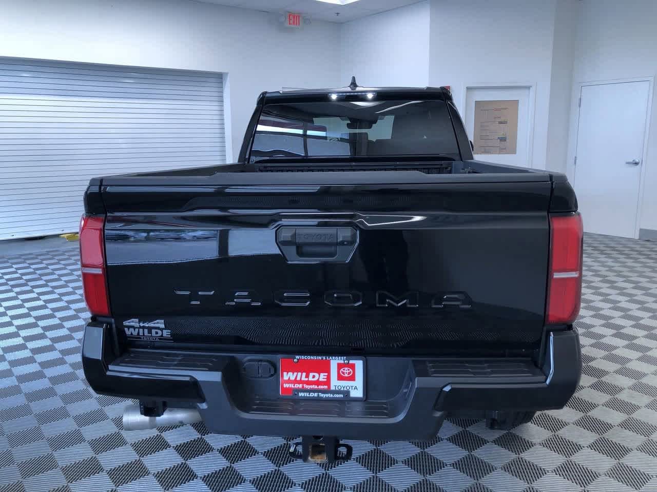 Thumbnail: 2024 Toyota Tacoma - 9