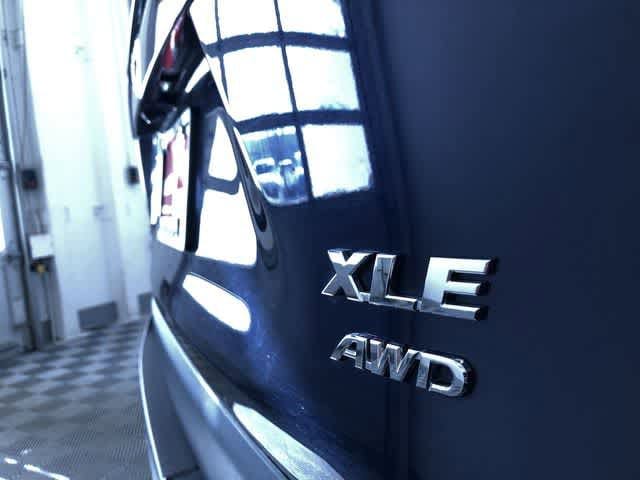 Thumbnail: 2025 Toyota RAV4 - 21