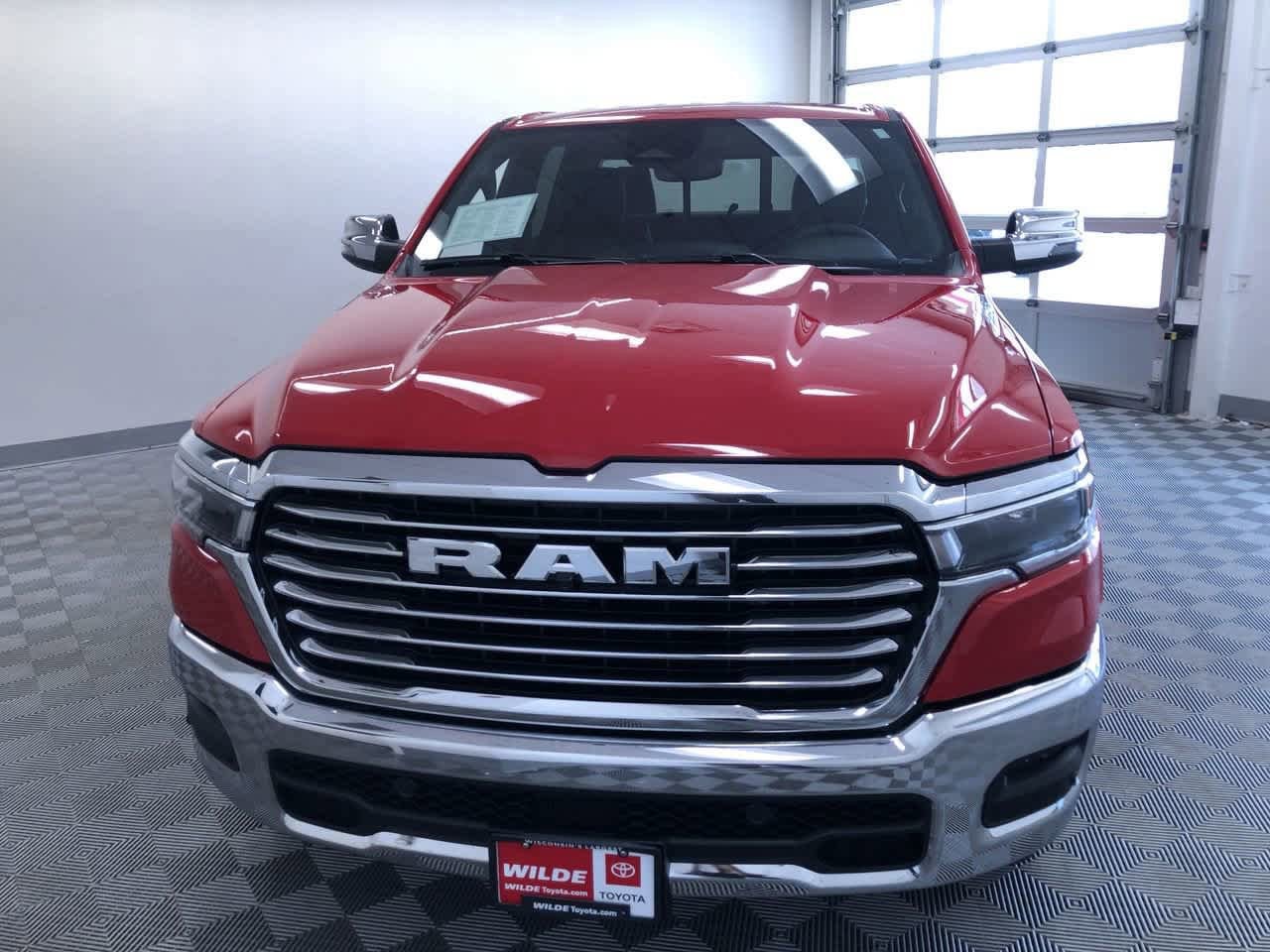Thumbnail: 2025 RAM 1500 - 8