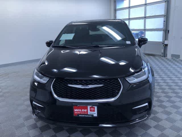 Thumbnail: 2025 Chrysler Pacifica - 15