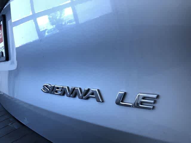 Thumbnail: 2005 Toyota Sienna - 36