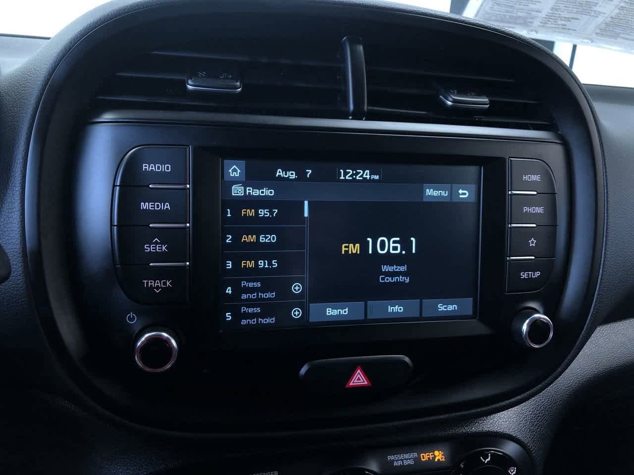 Thumbnail: 2020 Kia Soul - 28