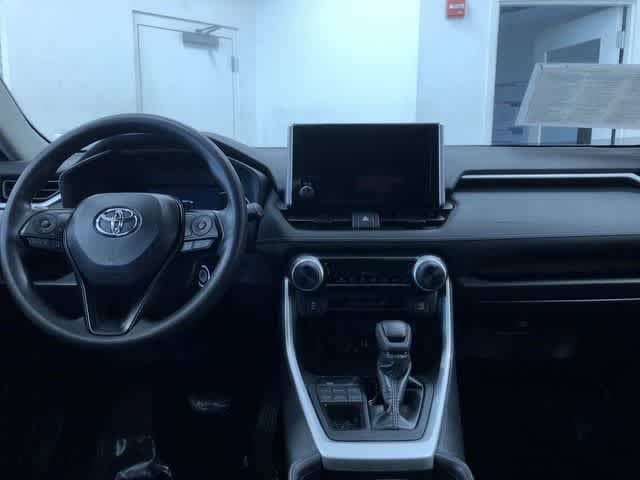 Thumbnail: 2025 Toyota RAV4 - 17