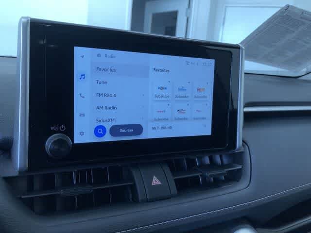 Thumbnail: 2025 Toyota RAV4 - 28