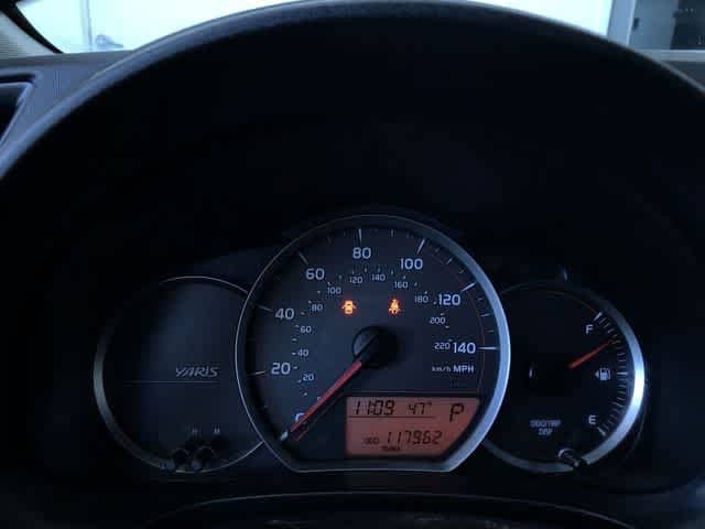 Thumbnail: 2014 Toyota Yaris - 27