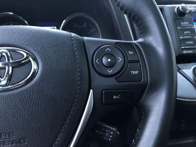 Thumbnail: 2018 Toyota RAV4 - 26