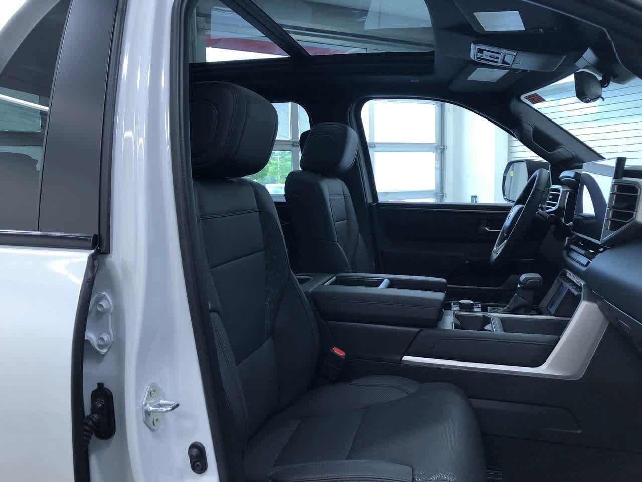 2025 Toyota Tundra Limited 18