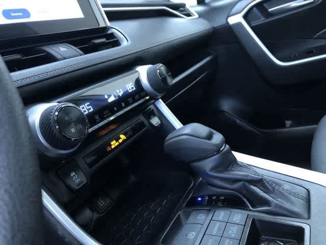 Thumbnail: 2025 Toyota RAV4 - 29