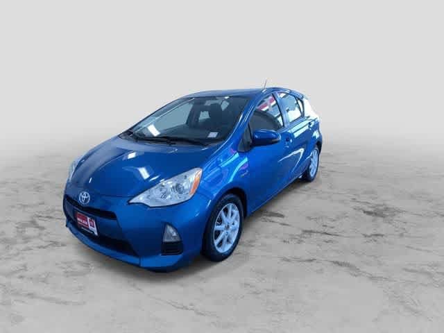 Thumbnail: 2012 Toyota Prius c - 7
