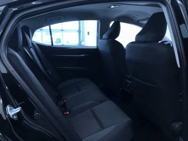 Thumbnail: 2025 Toyota Camry - 11