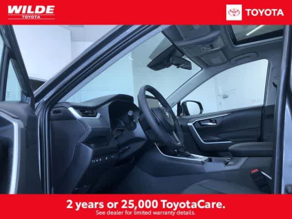 New 2025 Toyota RAV4 XLE Premium XLE PREM AWD SUV