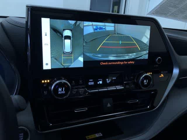 Thumbnail: 2024 Toyota Highlander - 27