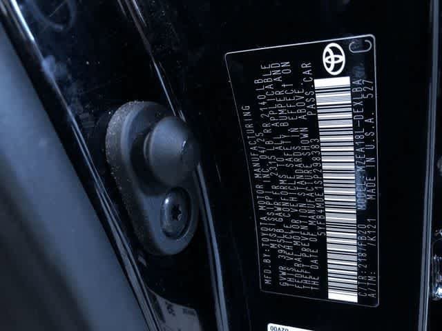 Thumbnail: 2025 Toyota Corolla - 32