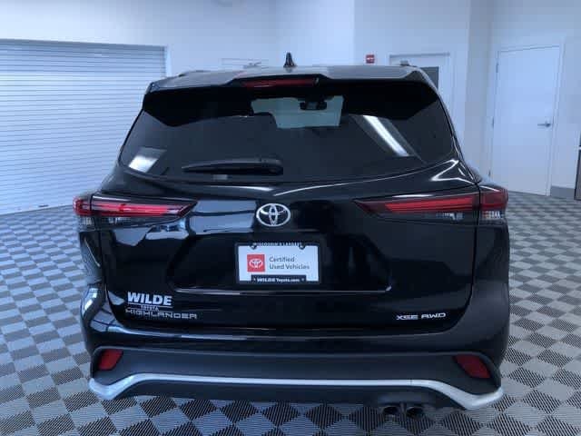 Thumbnail: 2025 Toyota Highlander - 13