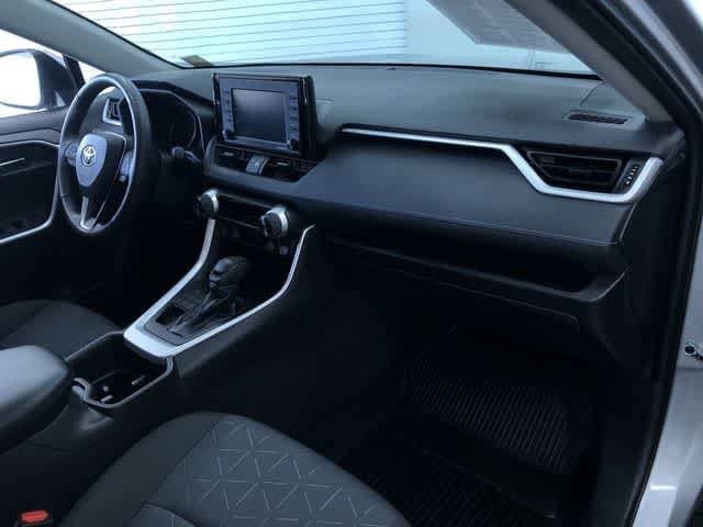 Thumbnail: 2022 Toyota RAV4 - 15