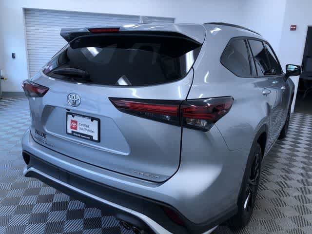 Thumbnail: 2025 Toyota Highlander - 33