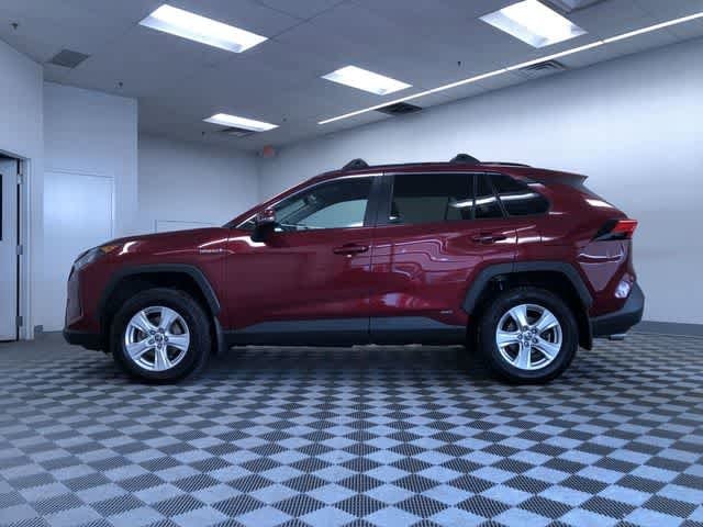 Thumbnail: 2021 Toyota RAV4 - 11