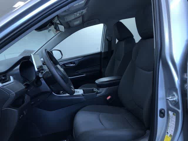 Thumbnail: 2025 Toyota RAV4 - 18