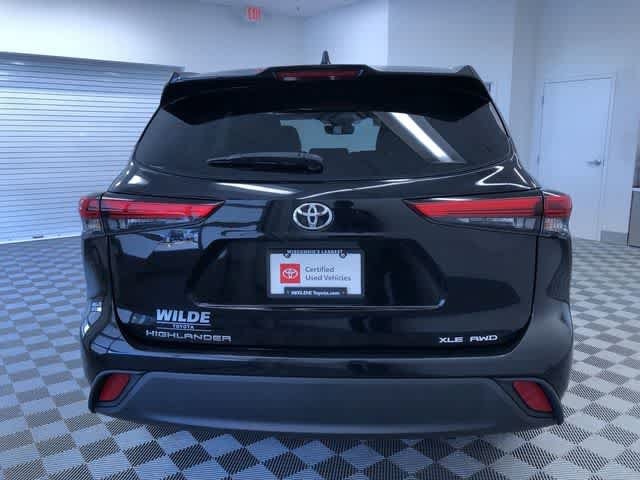 Thumbnail: 2021 Toyota Highlander - 13