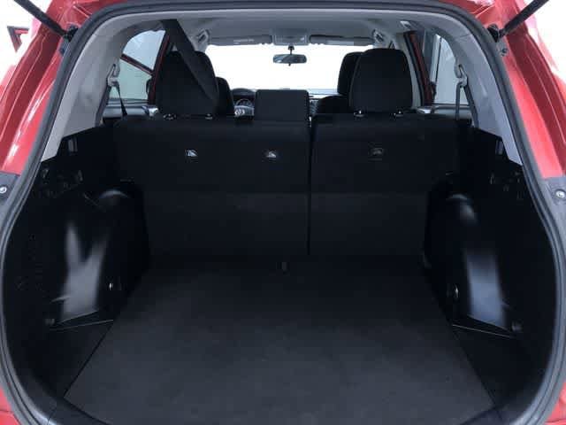 Thumbnail: 2016 Toyota RAV4 - 31