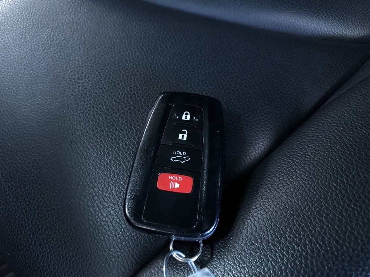 2023 Toyota Highlander XLE 33