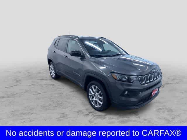 Thumbnail: 2022 Jeep Compass - 3