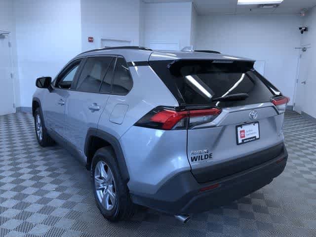 2025 Toyota RAV4 LE - Photo 12