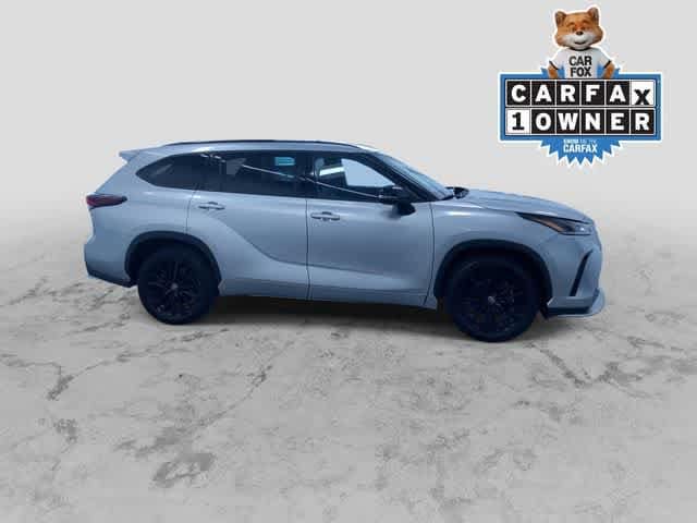 Thumbnail: 2025 Toyota Highlander - 2