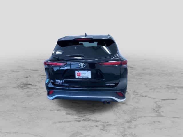 Thumbnail: 2025 Toyota Highlander - 8