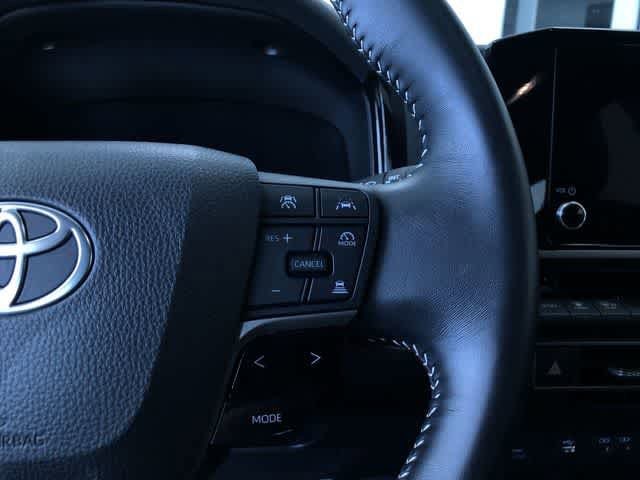 Thumbnail: 2025 Toyota Camry - 25