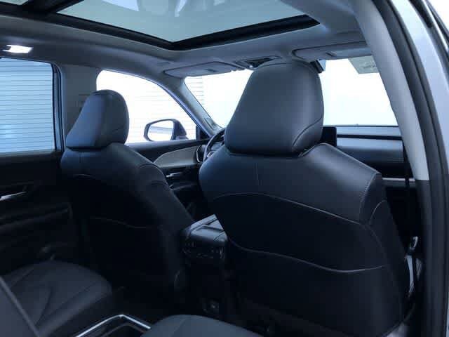 Thumbnail: 2024 Toyota Grand Highlander - 24