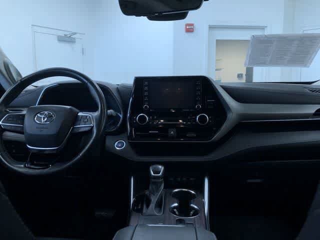 Thumbnail: 2020 Toyota Highlander - 19