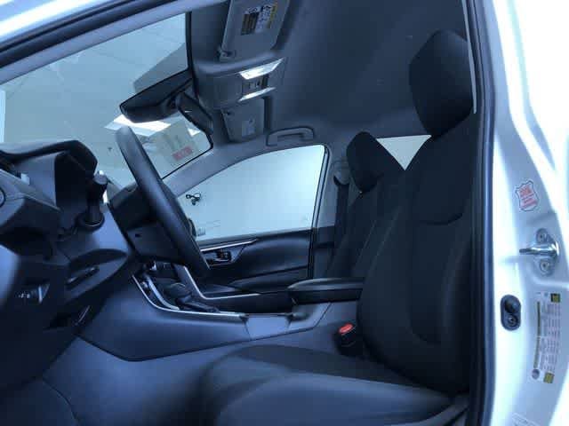 Thumbnail: 2025 Toyota RAV4 - 18