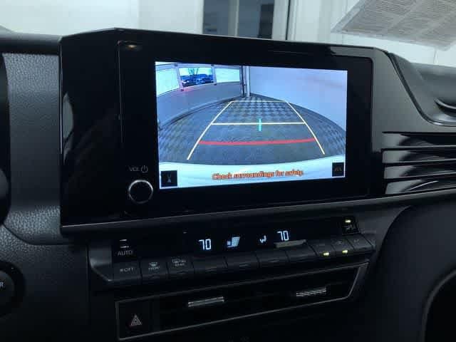 Thumbnail: 2025 Toyota Camry - 20