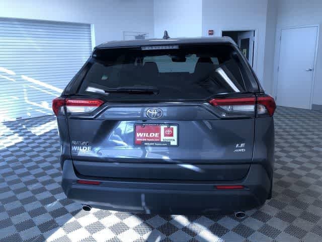 Thumbnail: 2022 Toyota RAV4 - 13