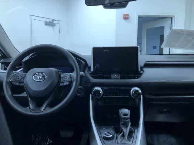 Thumbnail: 2025 Toyota RAV4 - 17