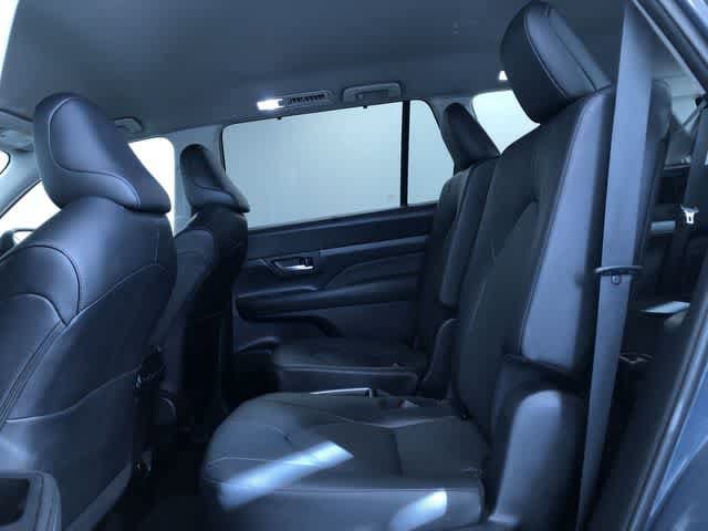 Thumbnail: 2025 Toyota Grand Highlander - 22