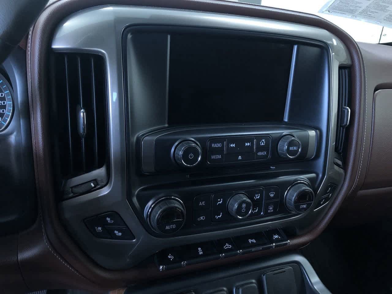 Thumbnail: 2017 Chevrolet Silverado 1500 - 22
