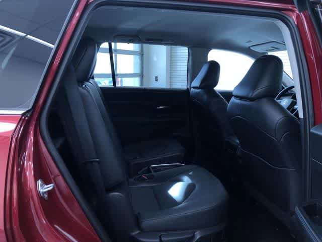 Thumbnail: 2025 Toyota Grand Highlander - 23