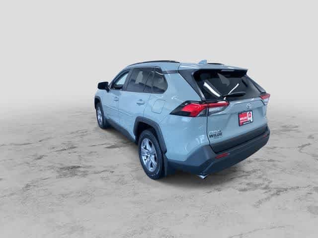 Thumbnail: 2022 Toyota RAV4 - 14