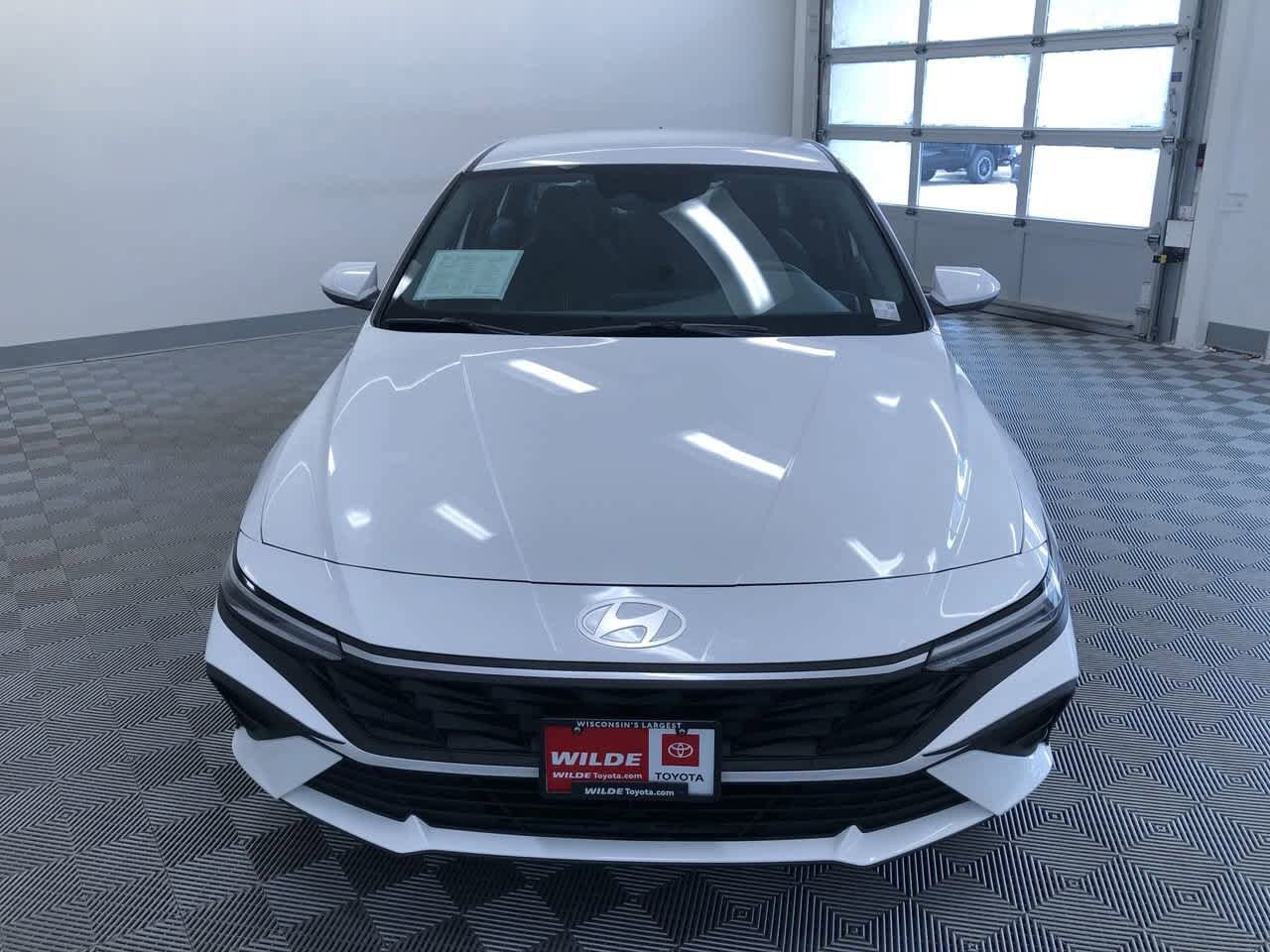 2024 Hyundai Elantra SEL 14