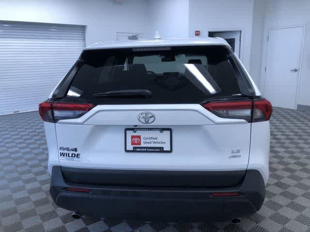 Thumbnail: 2024 Toyota RAV4 - 13