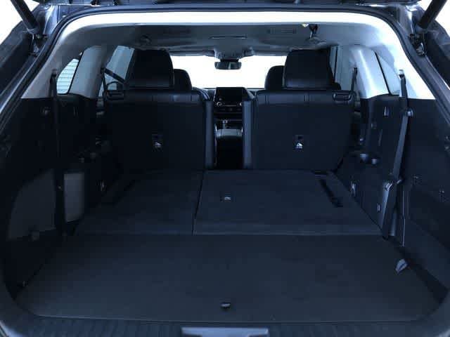 Thumbnail: 2023 Toyota Highlander - 34